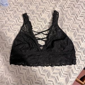 VICTORIA SECRET PINK LACE BRALETTE IN SMALL